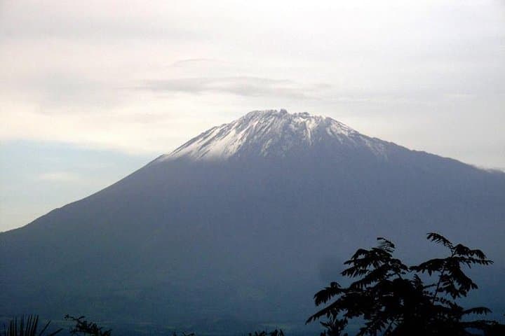 3-Day Hiking Mount Meru: Summit Sunrise & Crater Rim Trek from Arusha