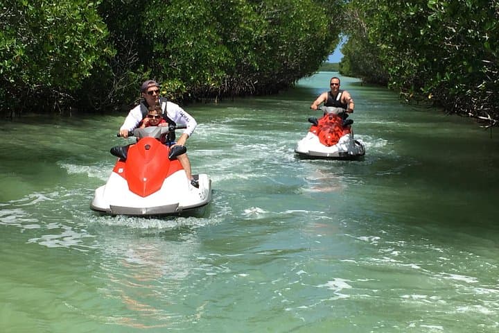 Islamorada Waverunner Tour: 1.5-Hour Mangrove Tunnels, Sandbar & 20-Island Ride photo 2