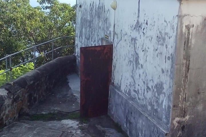 Fort Charlotte & Botanical Gardens Kingstown Tour: History, Views, and Local Market Experience photo 4