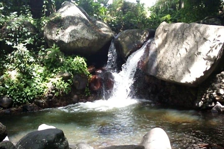 Pirates and Beach Tour in Wallilabou Bay — Kingstown Movie-Set, Waterfall & Beach Excursion photo 4