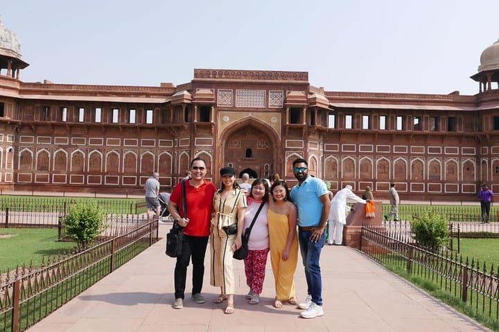 Sunrise to the Taj: Private Day Trip from Delhi by Car photo 2