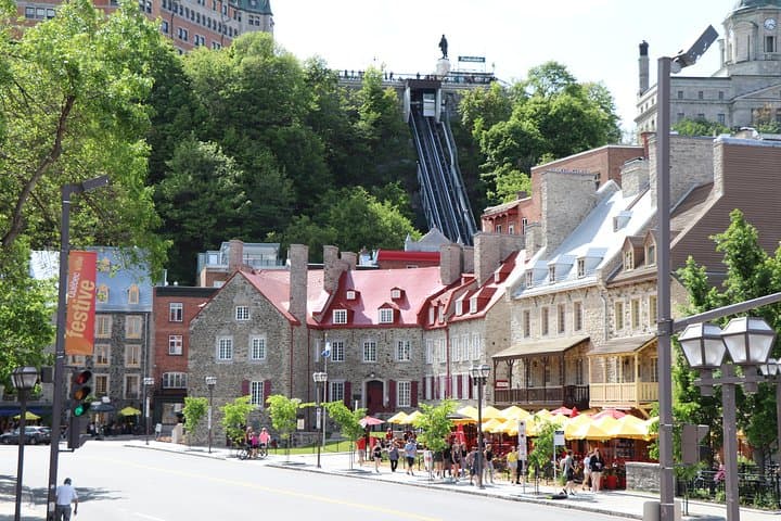 Quebec City Panoramic Bus Tour: Old Quebec Highlights & Plains of Abraham photo 4