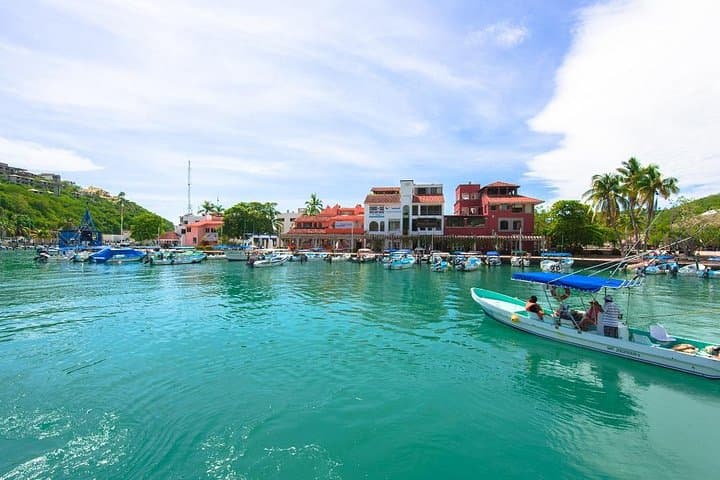 Exploring Huatulco’s Five Bays: Private Panga Cruise to Sierra Madre Vistas & Wildlife photo 6