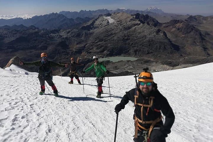 Huayna Potosí 3-Day Summit: Practical Guide to Bolivia’s 6,088 m Peak photo 2