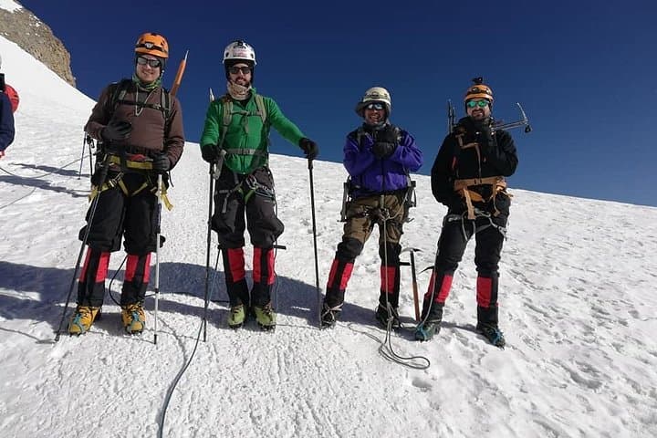 Huayna Potosí 3-Day Summit: Practical Guide to Bolivia’s 6,088 m Peak photo 4