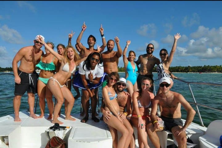 Catamaran Cruise, Snorkel & Dunn's River Falls Climb from Ocho Rios photo 3