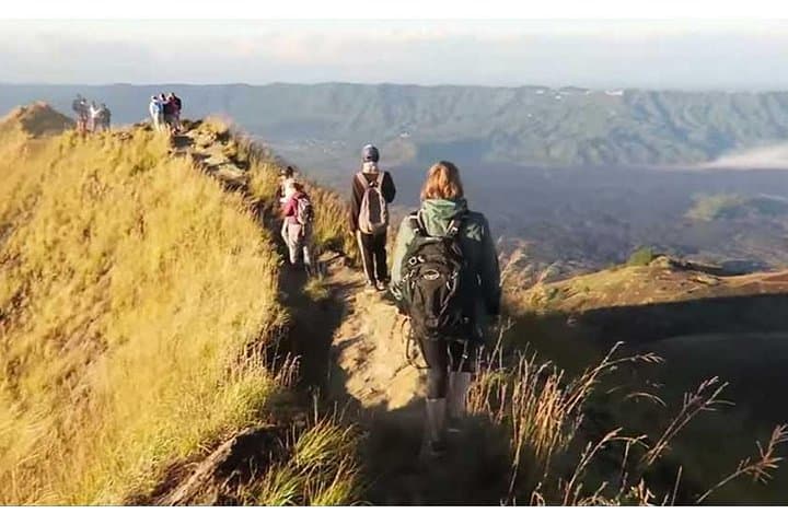 Mount Batur Sunrise Trek: Guided Pre-Dawn Hike with Hotel Transfers photo 3