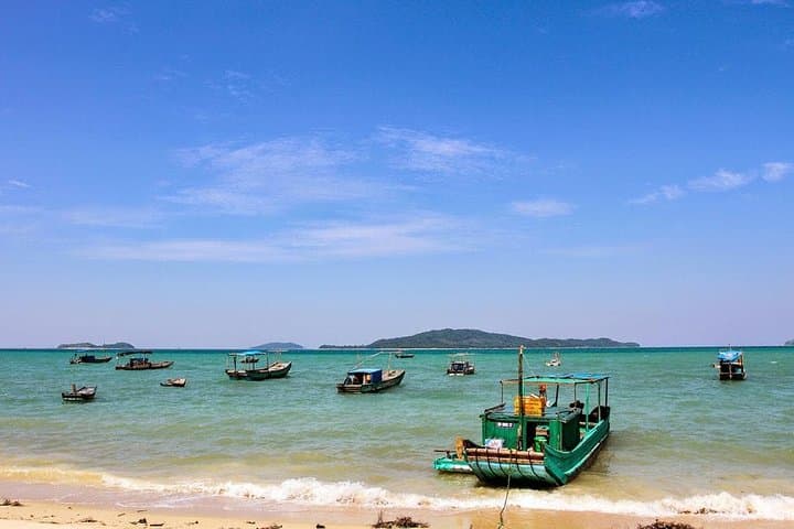 Deep Insight Vietnam: 18-Day Cultural and Adventure Journey from Hanoi to Saigon photo 5