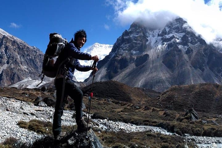 Remote Kanchenjunga North Base Camp Trek: 16-Day Himalayan Expedition photo 3