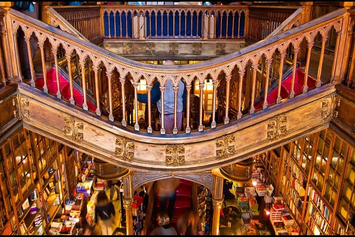 Porto Harry Potter Tour: Lello Bookstore, São Bento & Hidden Wizarding Spots photo 3