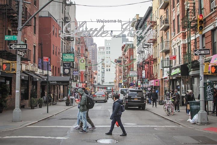 Lower Manhattan Walking Tour: Chinatown, SoHo & Little Italy photo 2