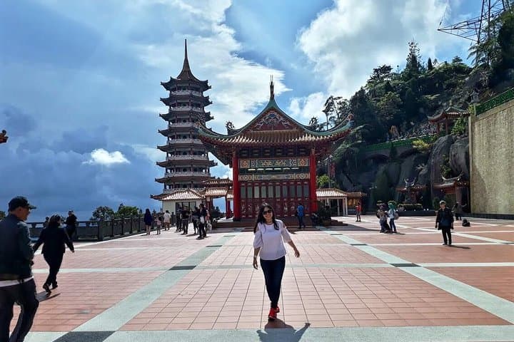 Full-Day Genting Highlands Tour with Cable Car & Batu Caves photo 2