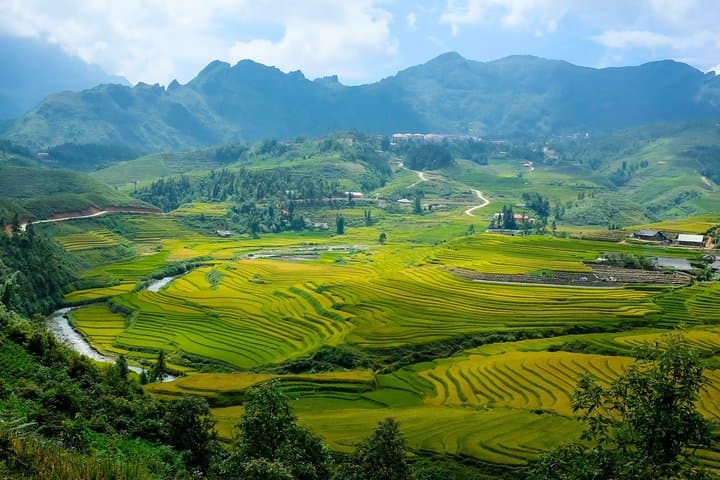 Sapa Non-Touristy Hmong and Dzao Valley Trek - Best Views photo 4
