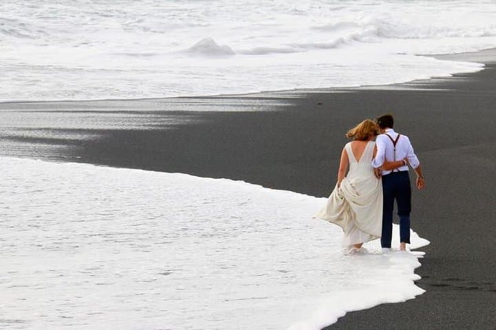Private Photo Session in Lanzarote with a Local Photographer photo 2