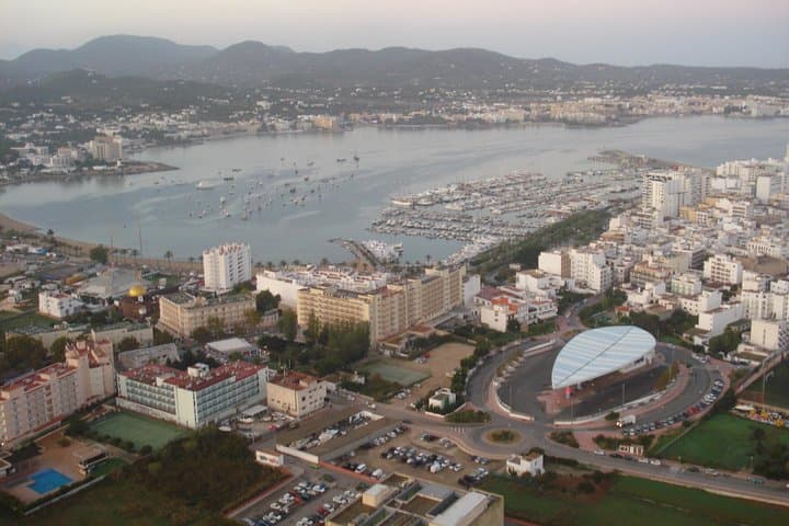 Ibiza Sunrise Hot Air Balloon: Private Flight for Two with Breakfast photo 5