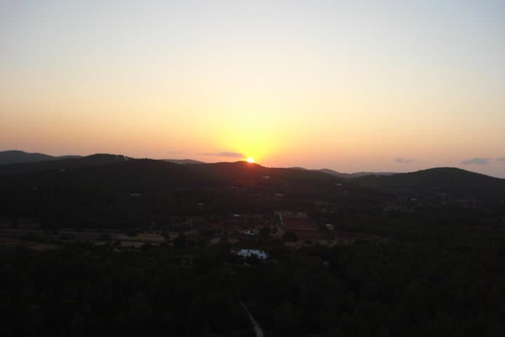 sunrise-hot-air-balloon-flight-ibiza-scenic-air-tours photo 2