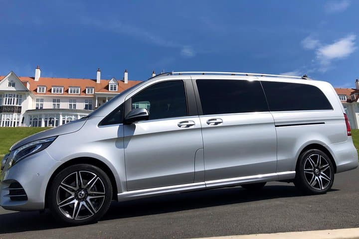 Private Transfer from Glasgow Airport to Trump Turnberry — Door-to-Green Service