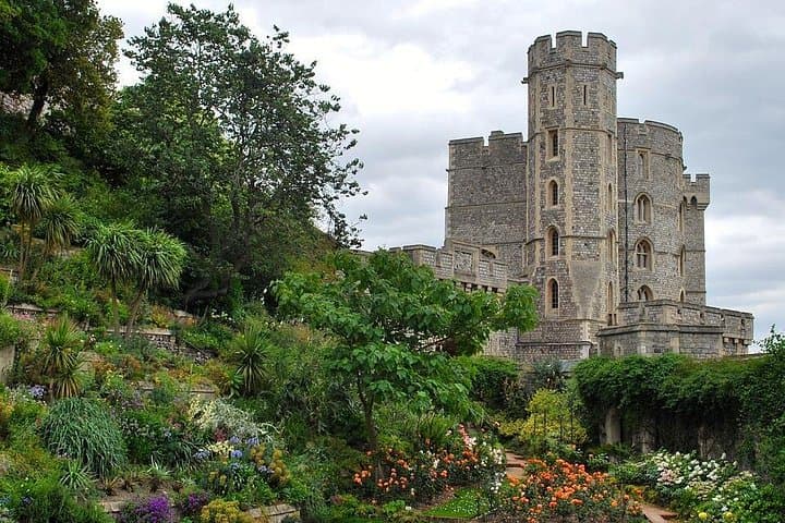 Windsor, Oxford & Stonehenge Day Trip from London — Private Tour with Tickets photo 2