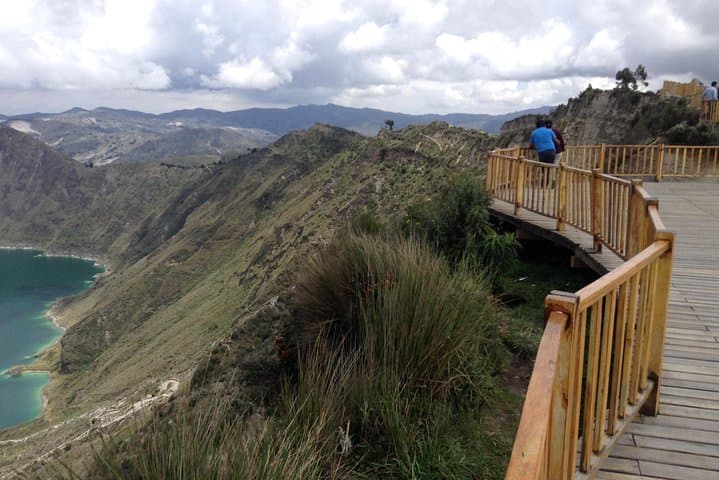 Quilotoa Crater Lake Day Tour from Quito: Hike the Emerald Caldera photo 5