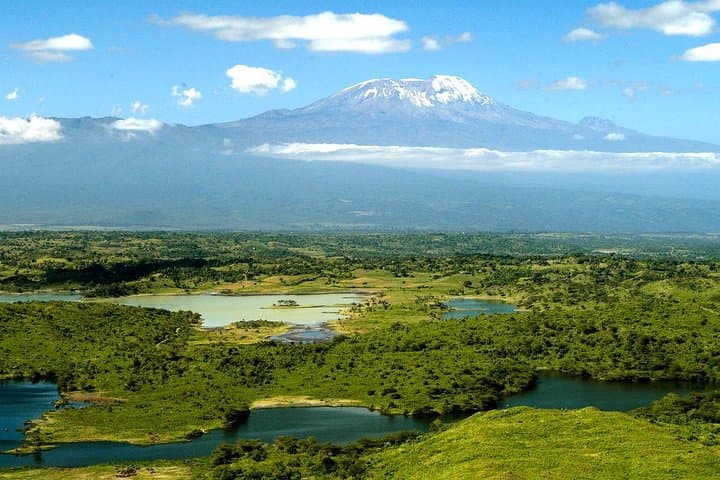 Budget 5-Day Tanzania Safari: Tarangire, Serengeti, Ngorongoro & Lake Manyara photo 3