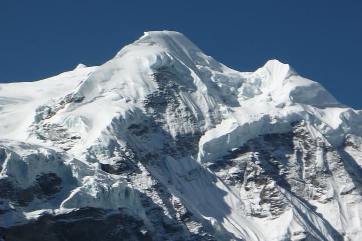 Conquer Mera Peak: Practical Guide to Nepal’s 6,476m Trekking Peak photo 3