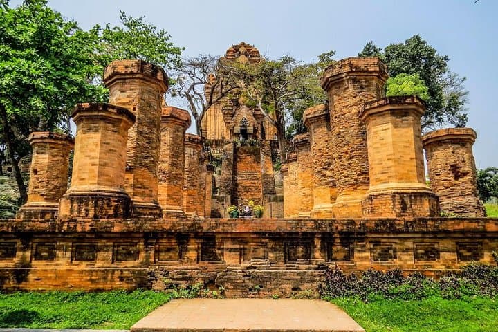 nha-trang-one-day-city-tour-hot-springs-mud-baths-and-cultural-sites photo 4