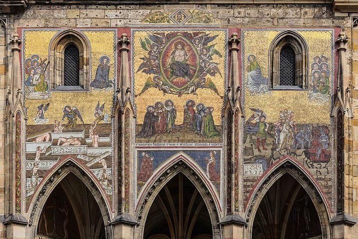 Crowd-Free Prague: Early-Morning Private Walking Tour photo 3