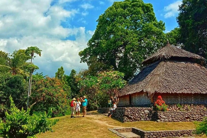 Senaru Waterfalls & Sasak Village Full-Day Tour — Lombok Waterfall Excursion photo 2