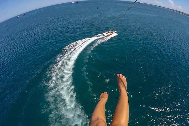 Roatan Parasailing: 360° Views Over Caribbean Reefs photo 6