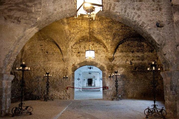 Rome's Enchanting Countryside Day Trip: Castles, Etruscan Tombs & Medieval Ceri photo 4