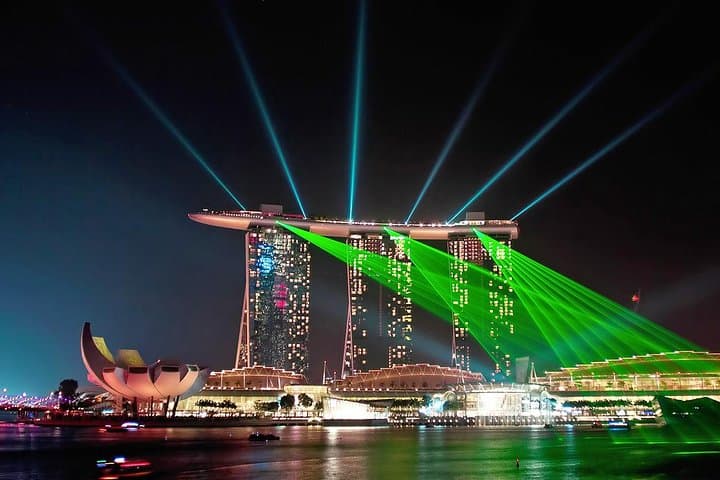 Gardens by the Bay & Marina Bay Sands Skypark: Cloud Forest, Flower Dome & Supertrees photo 4