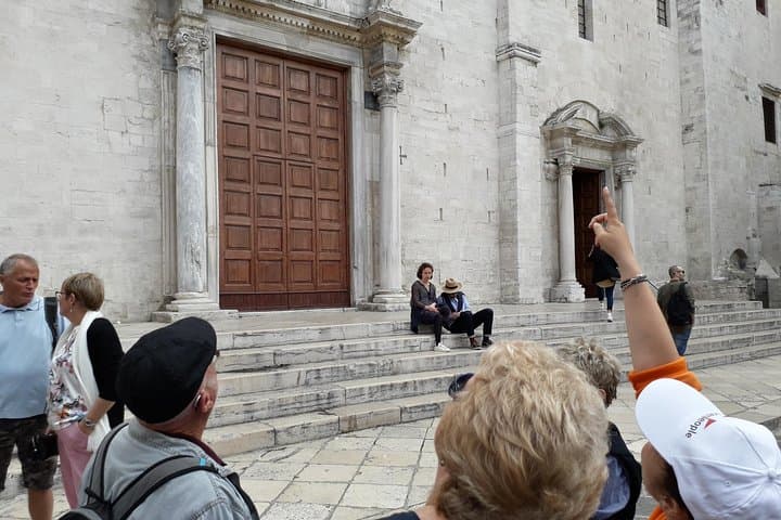 Bari Treasure Hunt: Interactive Walking Tour of Bari Vecchia photo 5