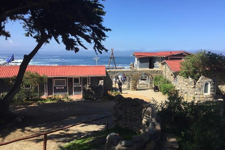 Neruda's Isla Negra & Casablanca Wine: Private Tour from Valparaíso photo 3