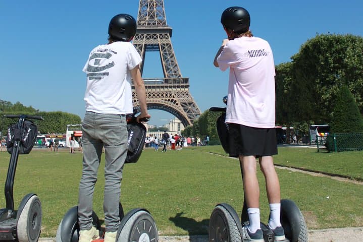 Segway Tour Monumental: Glide Through Paris' Iconic Monuments
