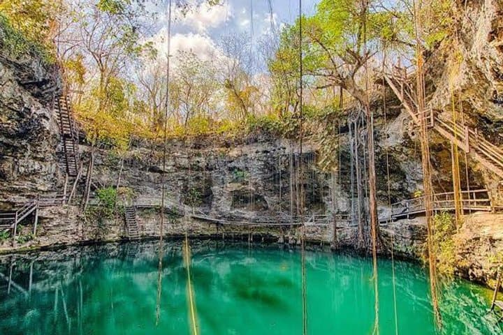 Private Day Trip to Cenote Xcanche and Colonial Valladolid from Mérida photo 2