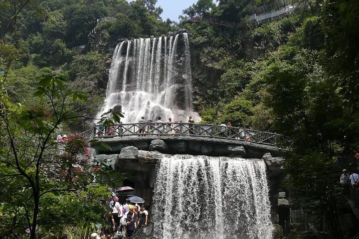 Gulong Gorge Skywalk and Waterfall Private Tour from Guangzhou photo 6
