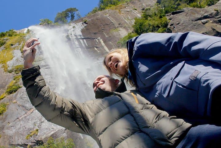 Milford Sound Boutique Cruise: Small-Boat Wildlife and Waterfall Experience photo 6