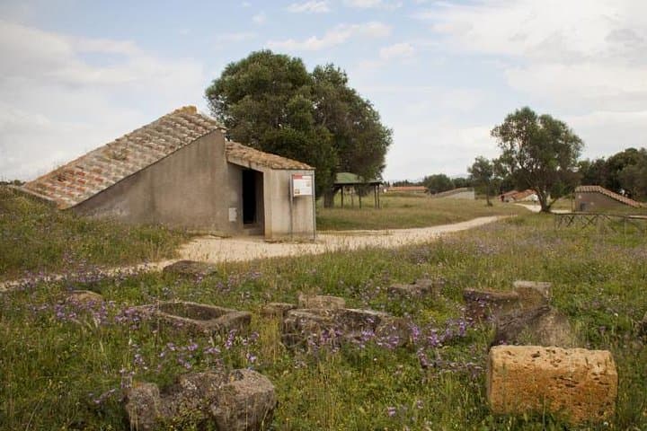 Etruscan Wonders: Private Day Trip to Tarquinia & Tuscania from Rome photo 2