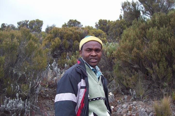 Mount Kenya Trek: 5-Day Sirimon-to-Chogoria Route via Point Lenana photo 2