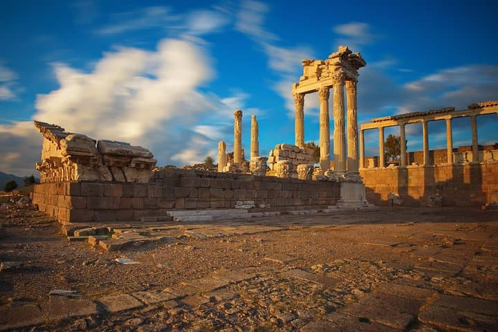 7-Day Turkey Highlights Tour: Istanbul to Cappadocia, Ephesus & Pamukkale