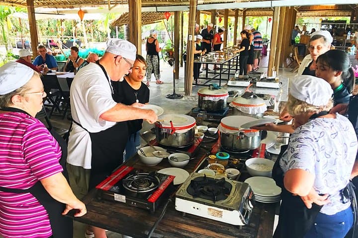Hoi An Market, Basket Boat & Basket-Boat Cooking Class on the Thu Bon photo 4