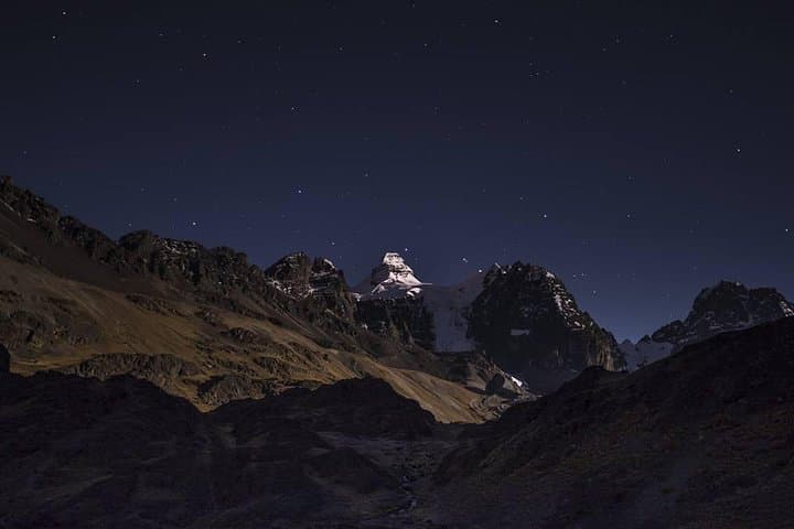 Condoriri Full-Day Trek: Lagoons, Alpacas and Pico Austria Panorama photo 6