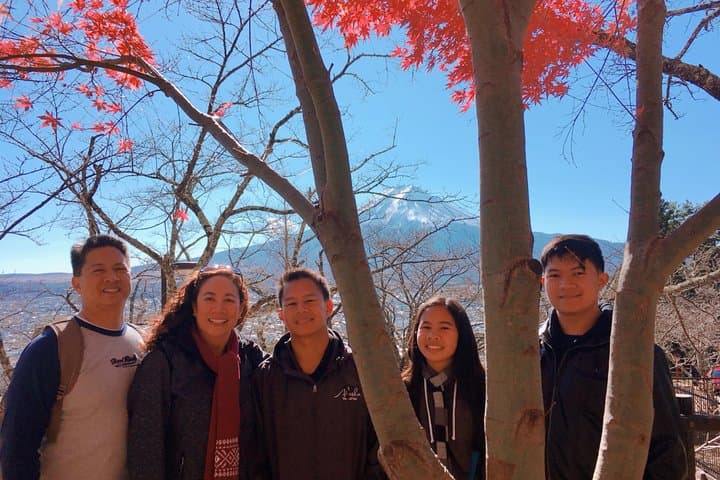 Private Mt. Fuji Day Trip: Lake Kawaguchiko & Hakone Private Car Tour from Tokyo photo 2