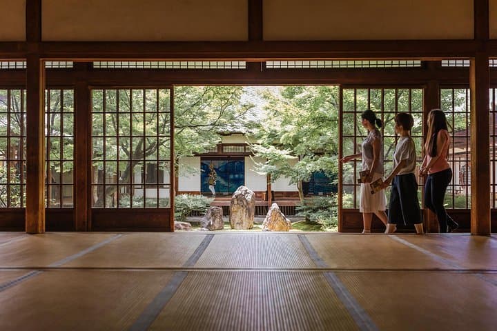 Private Kyoto Walking Tour: Personalized 3-Hour Local Experience photo 3