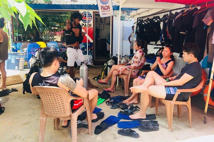 Two Boat Dives off Galle: Certified Diver Trips to Wrecks, Reefs & Pinnacles photo 6