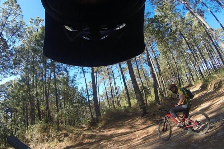 Mountain Biking La Primavera: Downhill Trails & City Views from Guadalajara photo 6