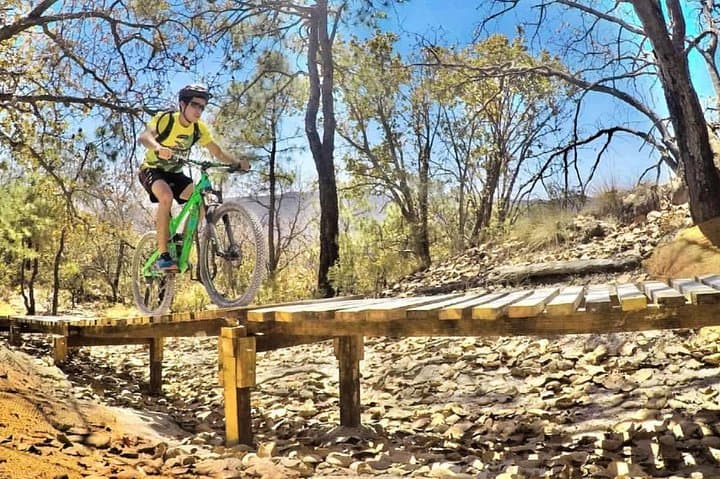 Mountain Biking La Primavera: Downhill Trails & City Views from Guadalajara photo 4