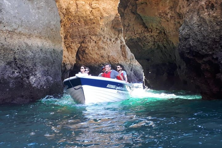 Ponta da Piedade Grotto Boat Tour: Lagos Algarve Sea Caves & Coastal Arches photo 4