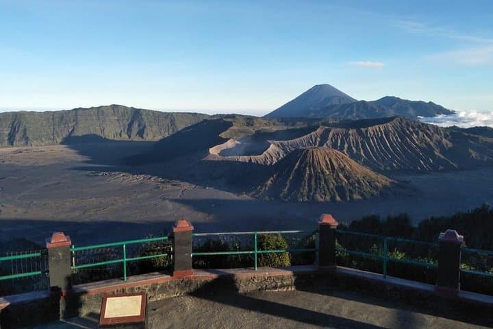 Bromo Sunrise Tour from Bali: 1-Day Mount Bromo & Madakaripura Waterfall