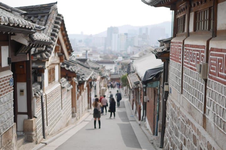 Seoul Private Full-Day City Tour with Lunch — Gyeongbokgung, Insadong & Namsan photo 4